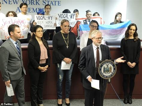 Sex Workers Push To Legalize Prostitution In New York Daily Mail Online
