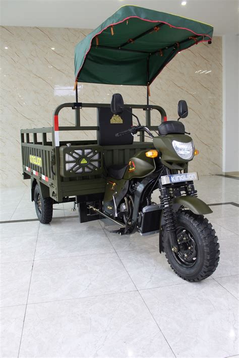 Factory Fuel Three Wheels Enclosed Cargo Motorized Tricycles For Chad