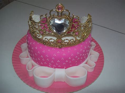 Bolo Com Coroa E Glitter - bolo rosa coroa princesa