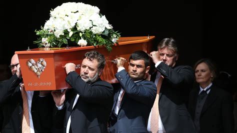 Cricket greats pay respects at funeral for Martin Crowe | Cricket News ...