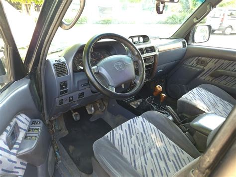 Toyota Land Cruiser Autoutilitara 3 0 D4D Avariat Lovit Rosu OLX Ro