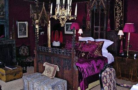 20 Victorian Purple Gothic Bedroom The Urban Decor