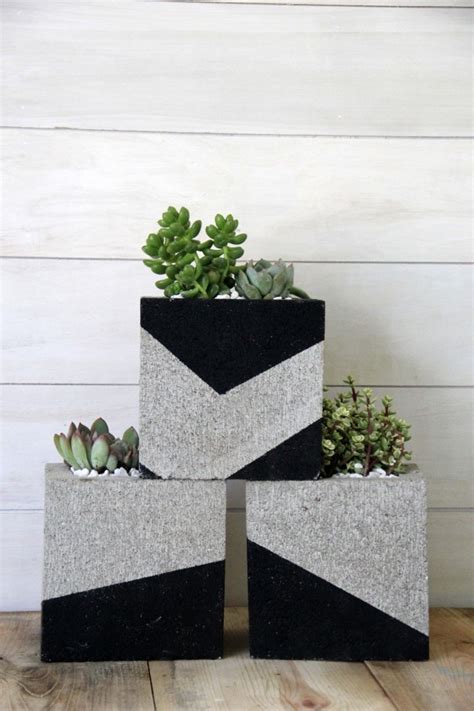 Diy Painted Cinder Block Planters