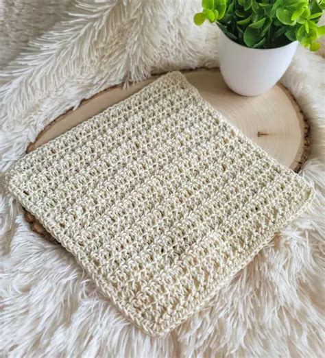 Granny Square Crochet Washcloth » Weave Crochet