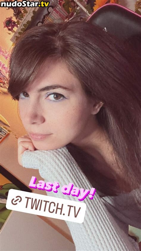 Kaitlin Witcher KaitlinWitcher Piddleass Nude OnlyFans Photo Nudostar TV