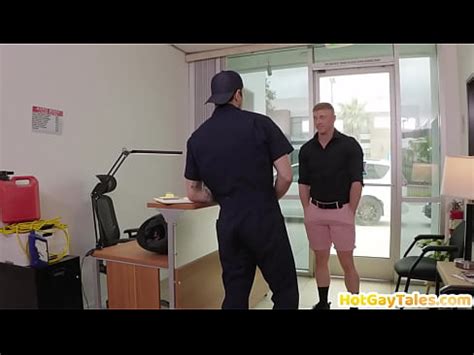 musculoso mecánico barebacking jengibre cliente XVIDEOS