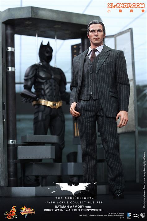 Hot Toys MMS236 The Dark Knight 1 6th Scale Batman Armory With