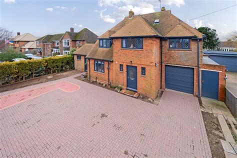 Moor Lane North Hykeham North Hykeham Ln6 5 Bedroom Detached House