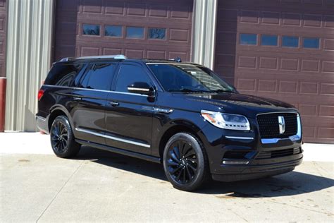 Lincoln Navigator Suv