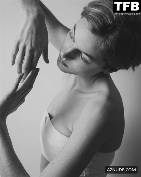 Emma Corrin Sexy And Nude Photos Collection AZNude