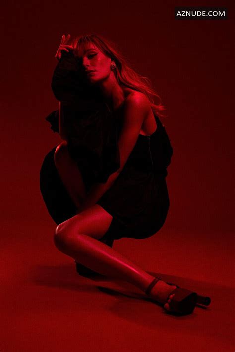 JUSTINE NICOLAS Nude AZNude