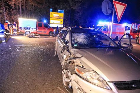 Unfall bei Schweinfurt 16 Jähriger lebensgefährlich verletzt