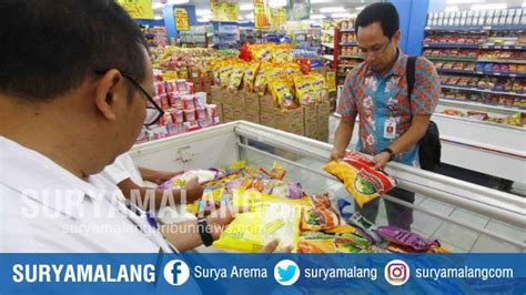 Awas Makanan Kedaluwarsa Dan Makanan Tak Sesuai Izin Beredar Di Kota