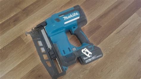 Makita 18 Volt Lxt 16 Gauge Cordless 2 1 2 Straight Finish 48 Off