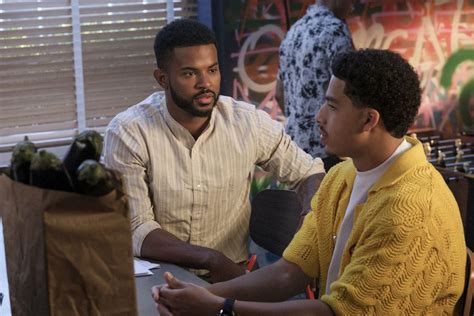 Grown Ish Season Episode Recap Certified Lover Boy Alexus Ren E