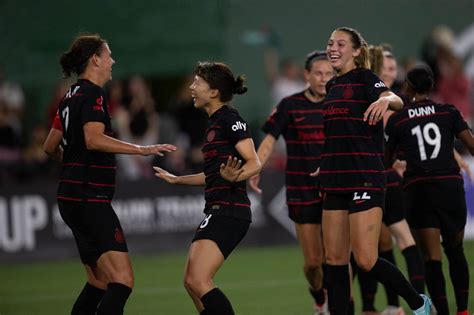 Portland Thorns Return To Top Of Nwsl Table With 2 0 Win Over Rival Ol