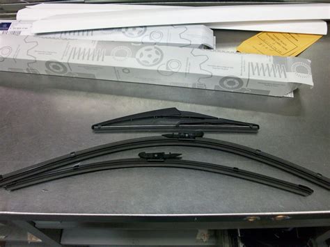 OEM GENUINE MERCEDES BENZ WIPER BLADES KIT FOR 20 UP GLE W167 EBay