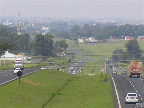 Governador promete terceira faixa da rodovia Washington Luís ainda em