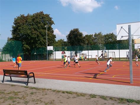 Nowe Boisko Przy Szkole Podstawowej Nr 32