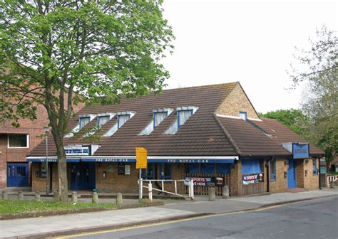 Royal Oak Upper Holloway