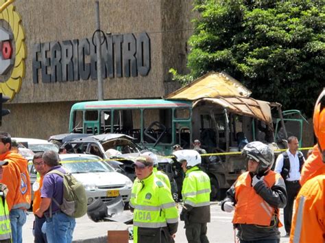 Impresionantes Imágenes Del Atentado En Bogotá Colombia