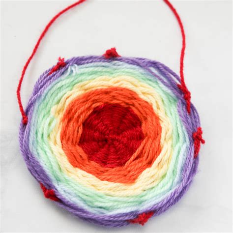 Rainbow Yarn Art | Fun Family Crafts