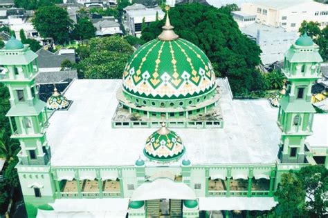 Foto Mudik Lewat Jalan Tol Trans Jawa Bisa Mampir Ke 9 Masjid Ini