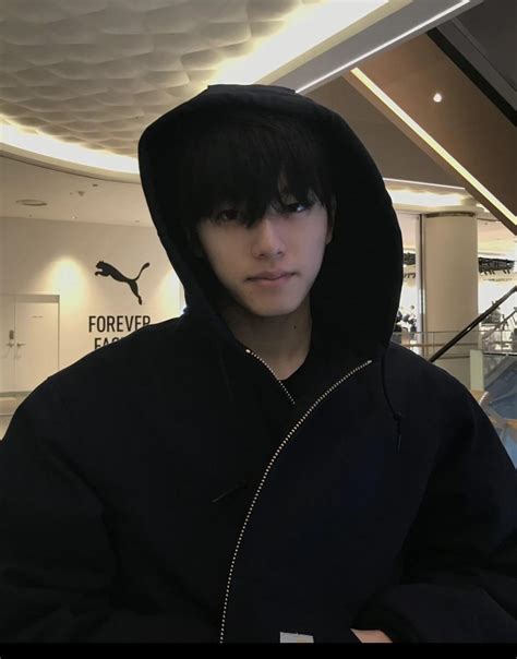 Where is this hoodie from? : r/findfashion