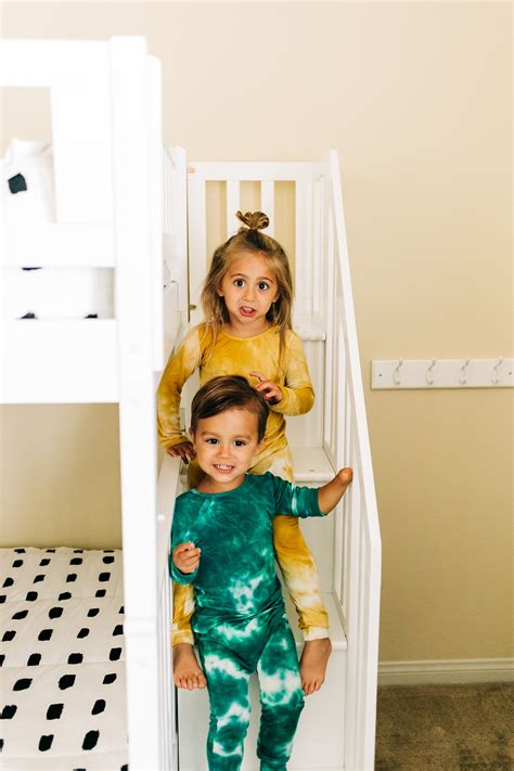 Tenley and TAte's New Room! - Minding Mulloy