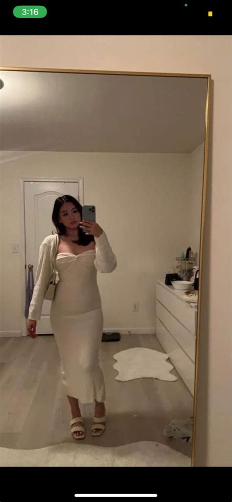 Pin By Ariadna Rojas On Style Latina Fashion Outfits Teenage Fashion Outfits Casual Chic Outfit