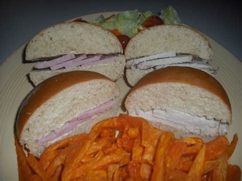 Recipe Marketing : TURKEY AND HAM SANDWICHES - DINNER