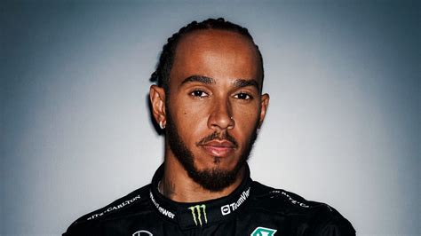 Lewis Hamilton S Apprête à Rejoindre Ferrari Dans Une Décision Choc En F1