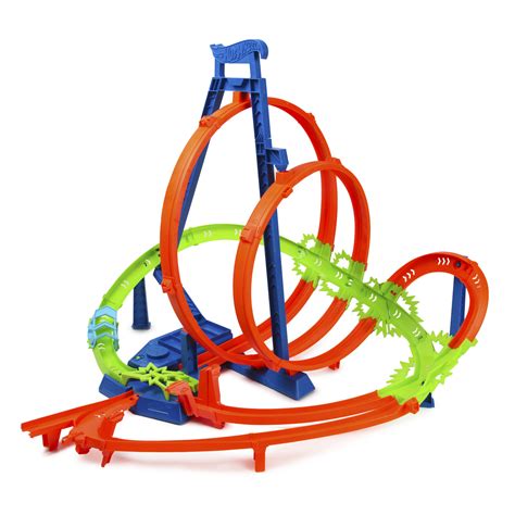 Трек Hot Wheels Epic Crash Dash многоуровневый купить по цене в интернет магазине Детский мир