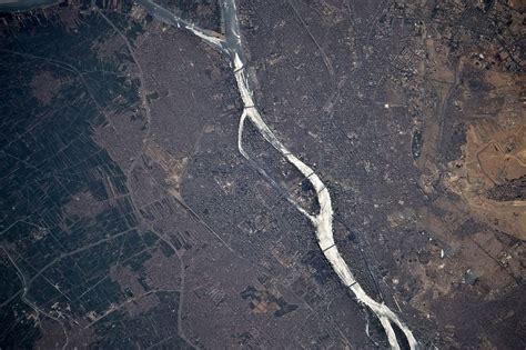 HD Wallpaper Aerial View Of The Nile Flowing Through Cairo Egypt