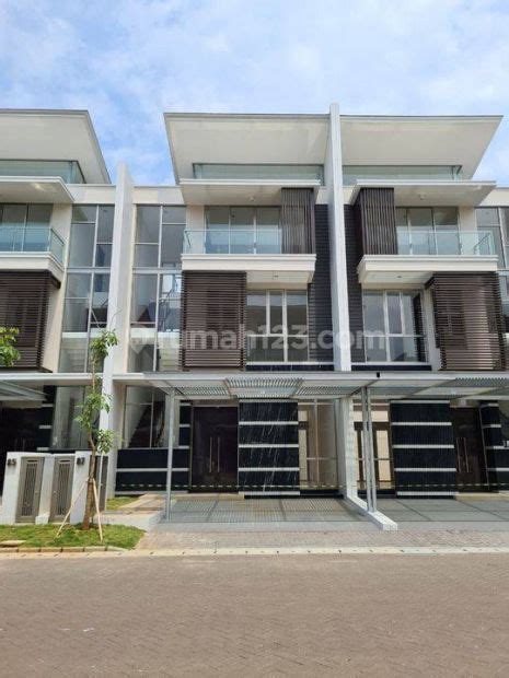 Rumah Cluster Mozart Signature Boulevard Golf Island PIK 8x20