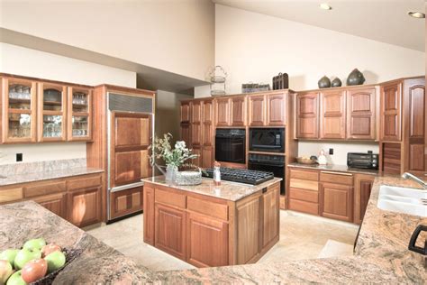 Maple Kitchen Cabinets: A Timeless Choice for Your Dream Kitchen