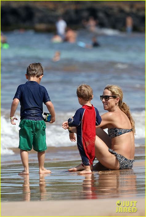 Sheryl Crow Bares Her Bikini Bod In Maui Photo 2632355 Bikini