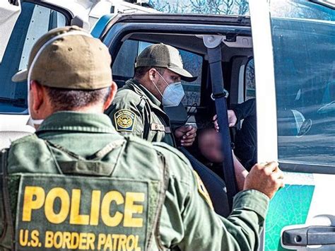 Five Sex Offenders Gang Members Arrested At Border In South Texas