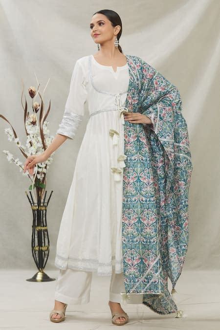 Buy White Cotton Printed Floral Notched Anarkali Set With Dupatta For