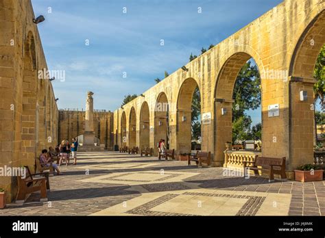 Arches At The Upper Barrakka Garden Valletta Malta Stock Photo Alamy