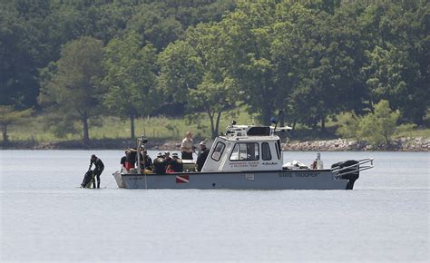 Oklahoma Highway Patrol Identifies Boating Crash Victim Ap News