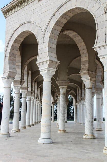 Premium Photo | Mosque malik ibn anas in carthage tunisia