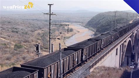 Derailment On South Africa S Iron Ore Line Reported By Transnet