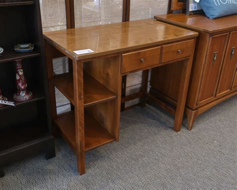 Ethan Allen Maple Desk New England Home Furniture Consignment