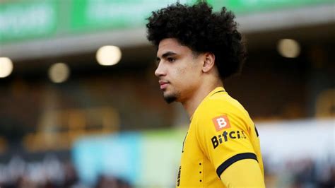 Wolves Hoever Set For Move To Stoke BBC Sport