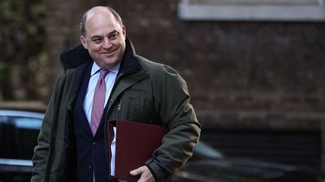 UK defence minister to quit at next reshuffle