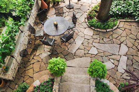 How To Plan And Design A Flagstone Patio And Walkway