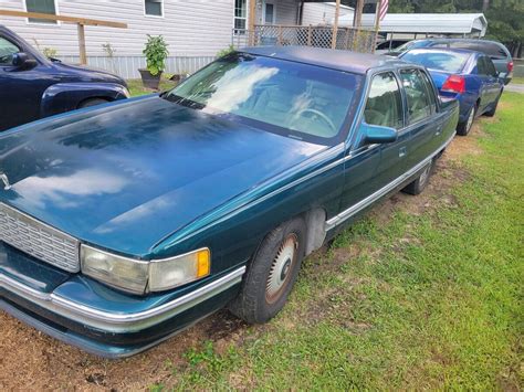 1994 Cadillac DeVille Sedan Green FWD Automatic Classic Cadillac