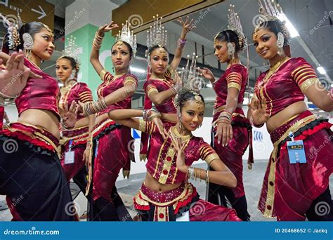 Sri Lankan Traditional Dancers Editorial Photography Image Of Beauty