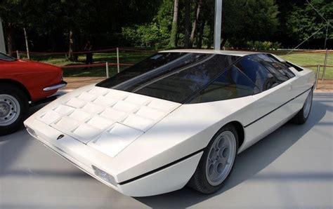 Lamborghini Bravo (Concept Car Bertone, 1974) Lamborghini, Ferrari, Da Bulls, Raging Bull ...